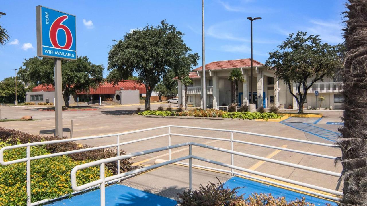 Motel 6-Addison, Tx - Dallas 외부 사진