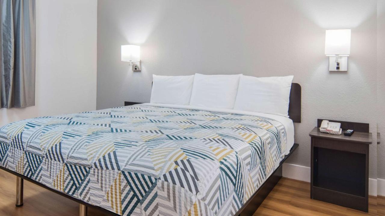 Motel 6-Addison, Tx - Dallas 외부 사진