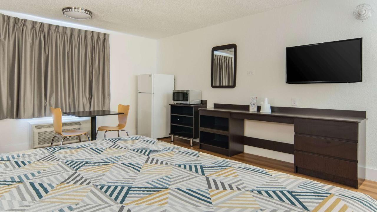 Motel 6-Addison, Tx - Dallas 외부 사진