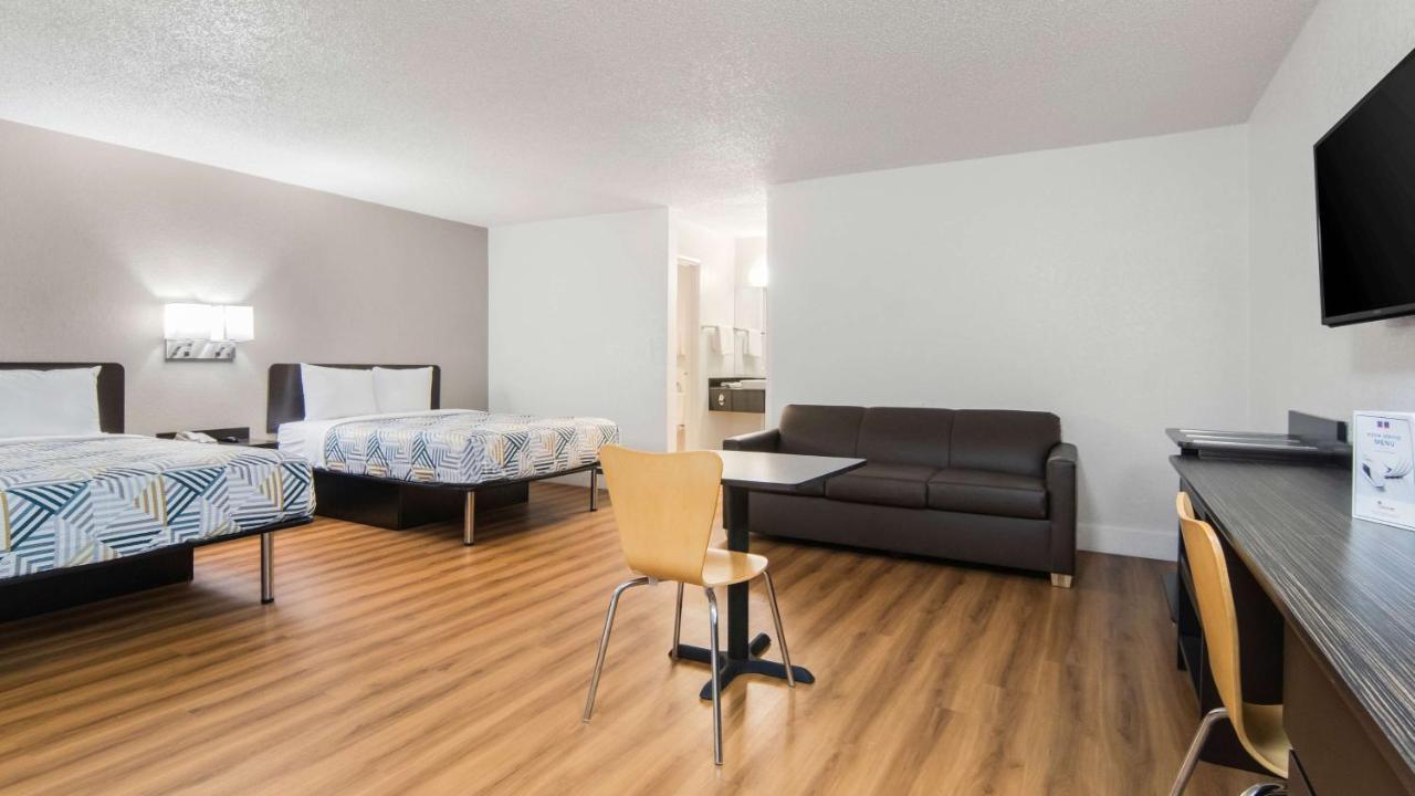 Motel 6-Addison, Tx - Dallas 외부 사진