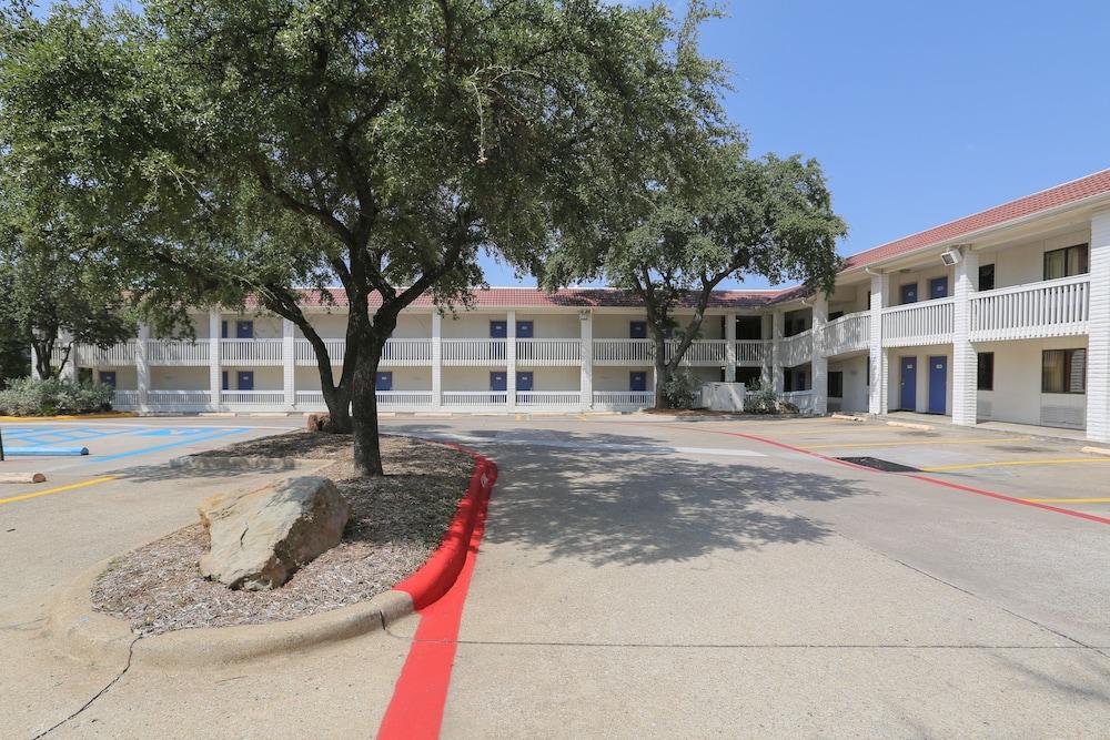 Motel 6-Addison, Tx - Dallas 외부 사진